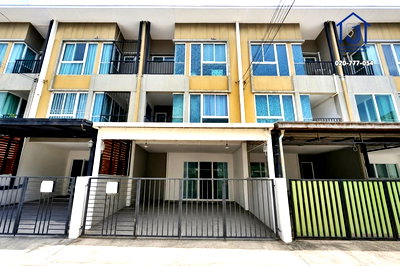 ทาวน์โฮม เขตมีนบุรี : ขายทาวน์โฮม 3ชั้น เบล็สทาวน์ รามอินทรา 127 ใกล้รถไฟฟ้าสายสีชมพู,ทางด่วนวงแหวนรอบนอก