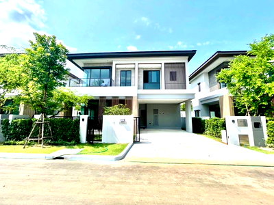 เช่าบ้านเดี่ยว เซ็นทรัล พลาซ่า บางนา : ให้เช่าบ้านเดี่ยว โครงการบางกอก บูเลอวาร์ด บางนา กม.5 ทำเลศักยภาพ เดินทางสะดวก