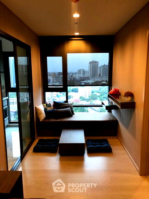 ขายคอนโด : คอนโด 1 ห้องนอน ชั้น 18 ขาย Rhythm Sukhumvit 36-38 ใกล้ BTS ทองหล่อ (ID 2754344)