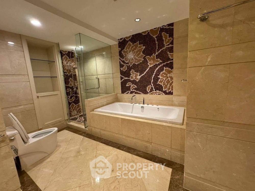 รูป คอนโด 4 ห้องนอน 440 ตร.ม. ชั้น 33 โครงการ Sathorn Gardens ใกล้ MRT สีลม (ID 2615800) - รูปที่ 19/20