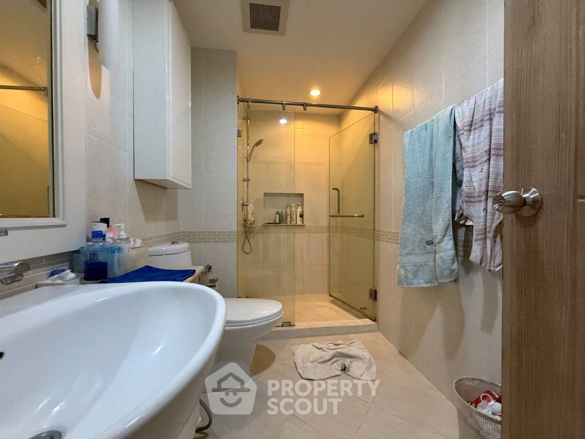 รูป คอนโด 2 ห้องนอน 89 ตร.ม. ชั้น 16 โครงการบ้านสิริสีลม ใกล้ BTS สะพานสุข 100 ม. (ID 2573659) - รูปที่ 9/10