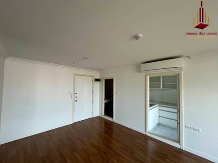 ✨ For Sale: Lumpini Place Rama 9 - Ratchada Condo ✨💰 Only 5,700,000 THB