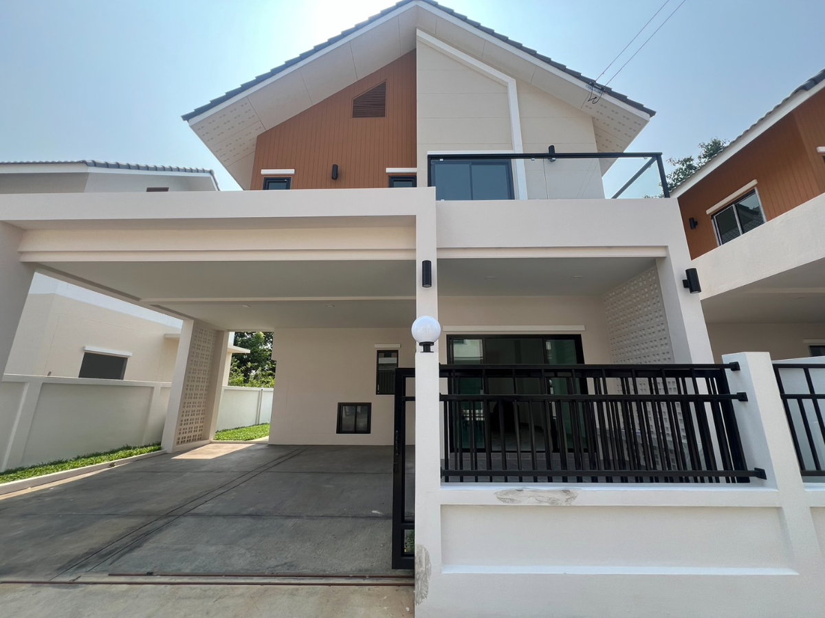 ขายบ้านเดี่ยวสองชั้น นอกโครงการทำเลย่านเศรษฐกิจ บ้านใหม่แกะกล่อง #C6MG100467