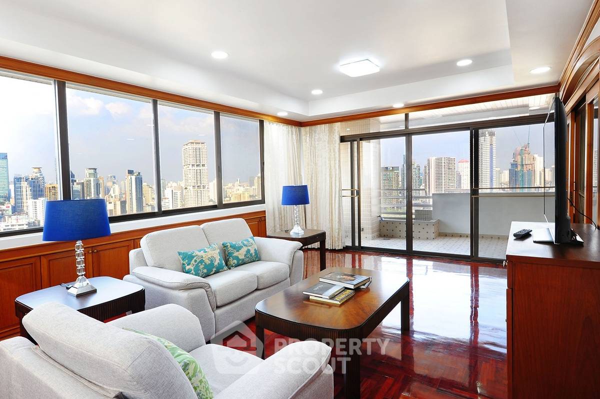 รูป คอนโด 3 ห้องนอน ชั้น 20 ขนาด 365 ตร.ม. โครงการ Ruamsuk Condominium ใกล้ BTS ทองหล่อ (ID 512019) - รูปที่ 3/12