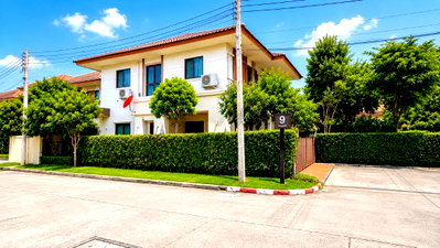 เช่าบ้านเดี่ยว ถนนราชพฤกษ์ : 🏡✨ ให้เช่าบ้านเดี่ยวหลังมุม พร้อมสวนส่วนตัว | บุราสิริ ราชพฤกษ์ – แจ้งวัฒนะ