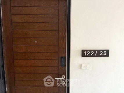 รูปภาพ 2-BR Condo At Prom Phaholyothin 2, 300m to BTS Ari (ID 3015864)