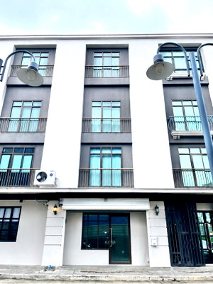 เช่าทาวน์โฮม ม.เกษมบัณฑิต พัฒนาการ : ให้เช่าตึก ชิค ดิสทริคท์ ราม53 (Chic District Ram 53) 