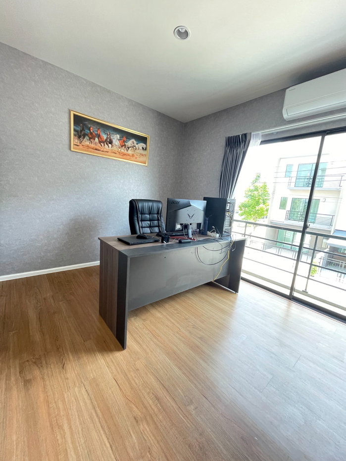 picture 🌟 Owner Post! Stunning Fully Furnished Townhome – Just Bring Your Luggage & Move In! ✨ - 19/22