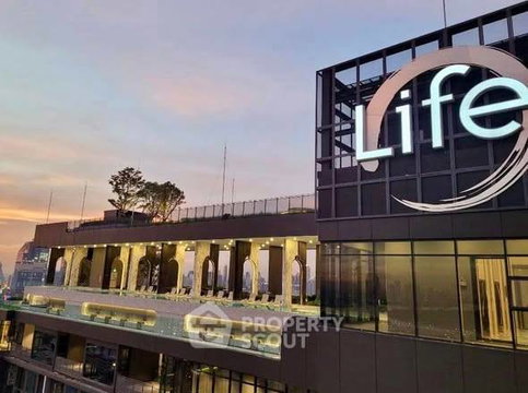 2-BR Condo At 32nd Floor, Life Rama 4 - Asoke, 400m to MRT Queen Sirikit (ID 3017336)