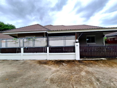 Houses for rent San Sai Chiang Mai : House for rent outside the project, San Na Meng zone, San Sai, 50 tarawa. 3 bedrooms.