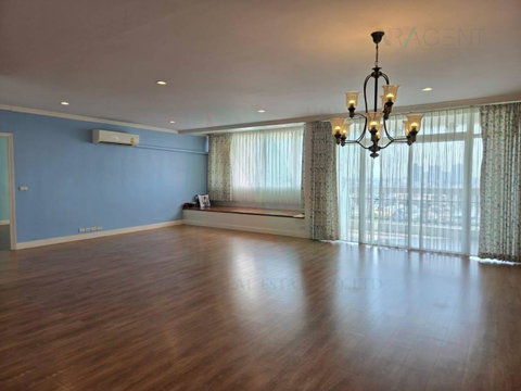 🚩 For Sell Condo ROYAL CASTLE Building 1, Floor 14,3 bed room, Room size 209 sqm