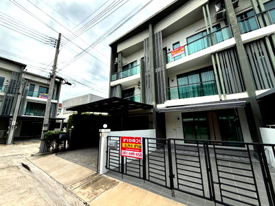ทาวน์โฮม เขตตลิ่งชัน : ขายบ้านทาวน์โฮม 3 ชั้น- เฌอคูน สาทร-ราชพฤกษ์ ซ.สวนผัก ใกล้เซ็นทรัลเวสต์วิลล์ 