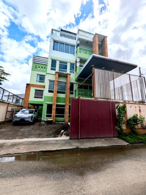 เช่าอาคารพาณิชย์ เขตประเวศ : 🏢✨ ให้เช่าโฮมออฟฟิศ 4 ชั้น ย่านประเวศ ใกล้รถไฟฟ้า
เหมาะสำหรับทำ Home Office, สำนักงานบริษัท, สตูดิโอ หรือธุรกิจที่ต้องการพื้นที่ขนาดใหญ่