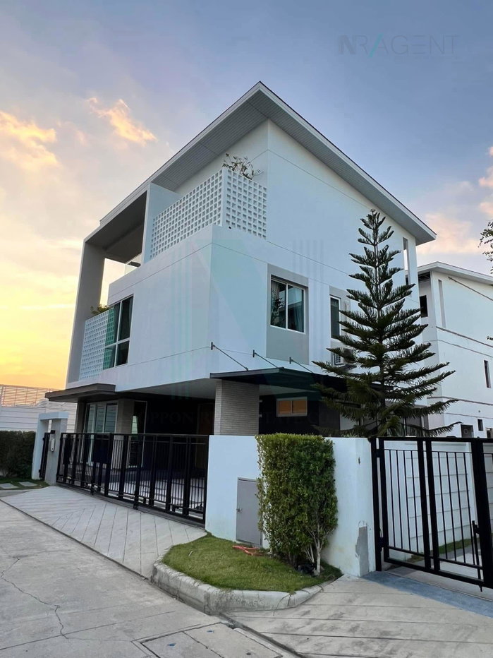 รูป 📌 ขายบ้านเดี่ยว โครงการ เนอวานา แอบโซลูท กรุงเทพกรีฑา 2 ชั้น 4 ห้องนอน 5 ห้องน้ำ - รูปที่ 1/8