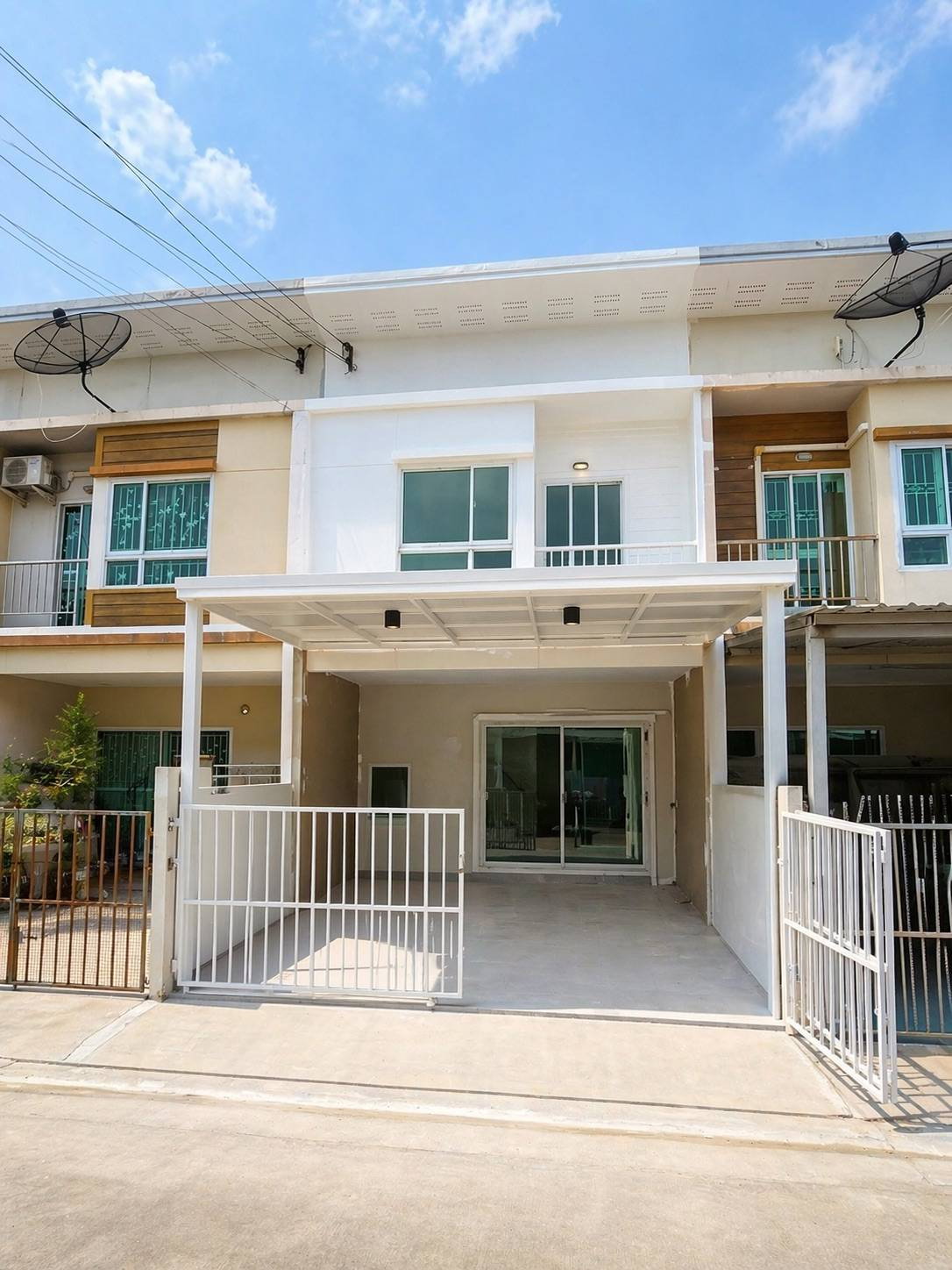 🏡 หลุดจอง! ทาวน์โฮมพัฒนาการ 38 จอดรถได้ 3 คัน เพียง 3.99 ล้าน ใกล้รถไฟฟ้าและทางด่วน