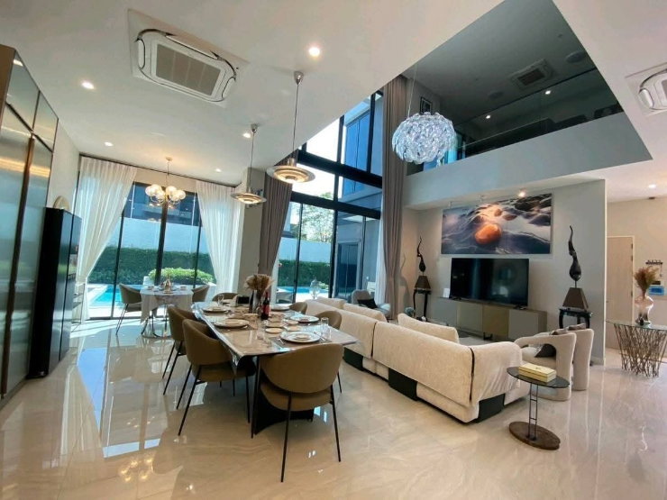 Houses for sale : 📣📣 For Sale The Honor Yothinpattana Detached House 9 Bedrooms (Typing 0974164645, Line: JKJK4645 instead of clicking the blue/green button) 
