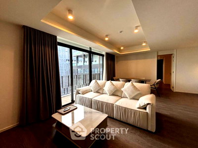 Condos for rent : Pet-Friendly 3-BR Muniq Sukhumvit 23, 100m To MRT Sukhumvit (ID 2750236)