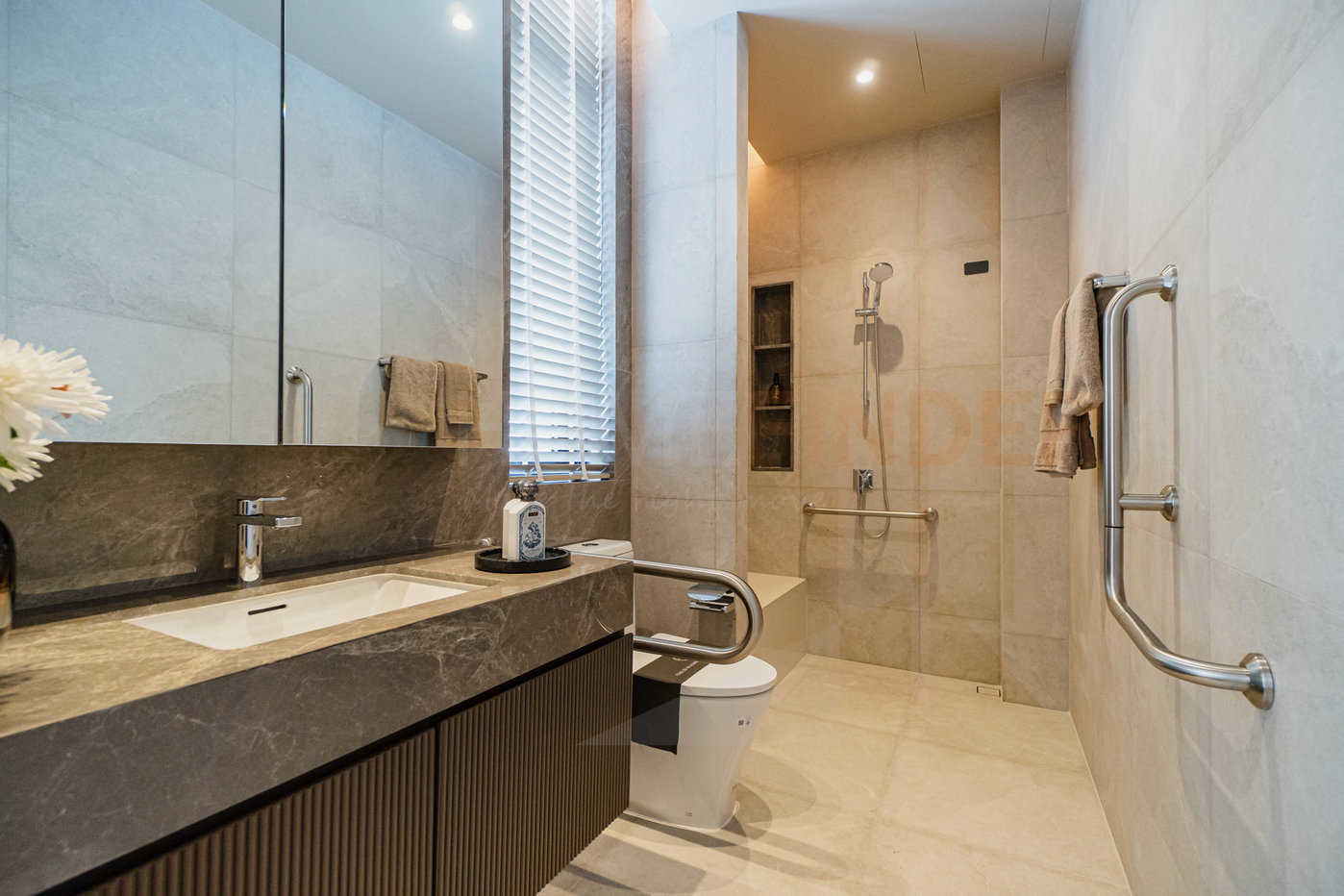 รูป The Reserve Villas Sukhumvit 89/1 4 bedrooms, for sale - รูปที่ 8/43