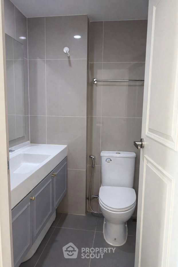picture 2-BR 72 Sqm On 15th Floor For Sale At Ideo Ratchada-Sutthisan Near MRT Ratchadaphisek (ID 2561063) - 18/20