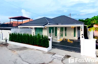 Houses for sale : 2-Bedroom House Near Mabprachan Lake Rattanakorn 17 Village 6482108