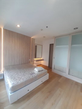 🏙️✨ FOR RENT: Baan Klang Krung Siam–Pathumwan — SPACIOUS HIGH-FLOOR CITY LIVING!  💰 Rental Price: 25,000 THB/month!!  