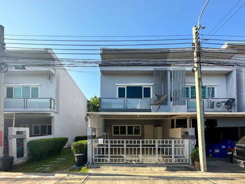 Townhome for Rent The Exclusive Phattanakarn 44, 3 beds 2 baths 20 Sqw Fully Furnished Near Srinagarindra Thong Lor Ekkamai On Nut Hua Mak : KT26R-016