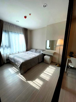 Condos for rent : Condo for rent "Aspire Erawan Prime" Floor 25 | 32.5 sq.m. | 1 Bedroom | 1 Bathroom Conveniently located next to BTS Chang Erawan Station.