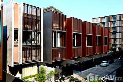Townhouses for sale : Home Office Baan U Charoen Town in Town 6481961