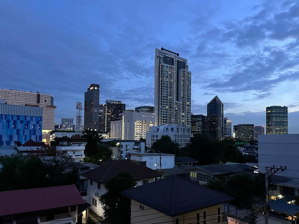 picture Code: 26KJ3197  for rent Aspire Ratchayothin 🔥🔥 Line ID: @kjcondo (with @)🔥🔥 - 18/19