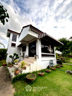 Houses for sale Nonthaburi : Pet-Friendly 2-BR House For Sale, Ban Mitraprachawilla 4 near MRT Khlong Bang Phai (ID 3016053)
