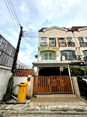 ขายทาวน์โฮม : ขายทาวน์เฮาส์ โครงการ บ้านกลางเมือง เดอะ ปารีส พระราม 9-รามคำแหง 3 ชั้น 3 ห้องนอน 3 ห้องน้ำ