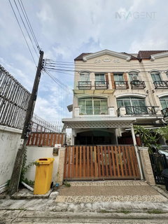 ขายทาวน์เฮาส์ โครงการ บ้านกลางเมือง เดอะ ปารีส พระราม 9-รามคำแหง 3 ชั้น 3 ห้องนอน 3 ห้องน้ำ