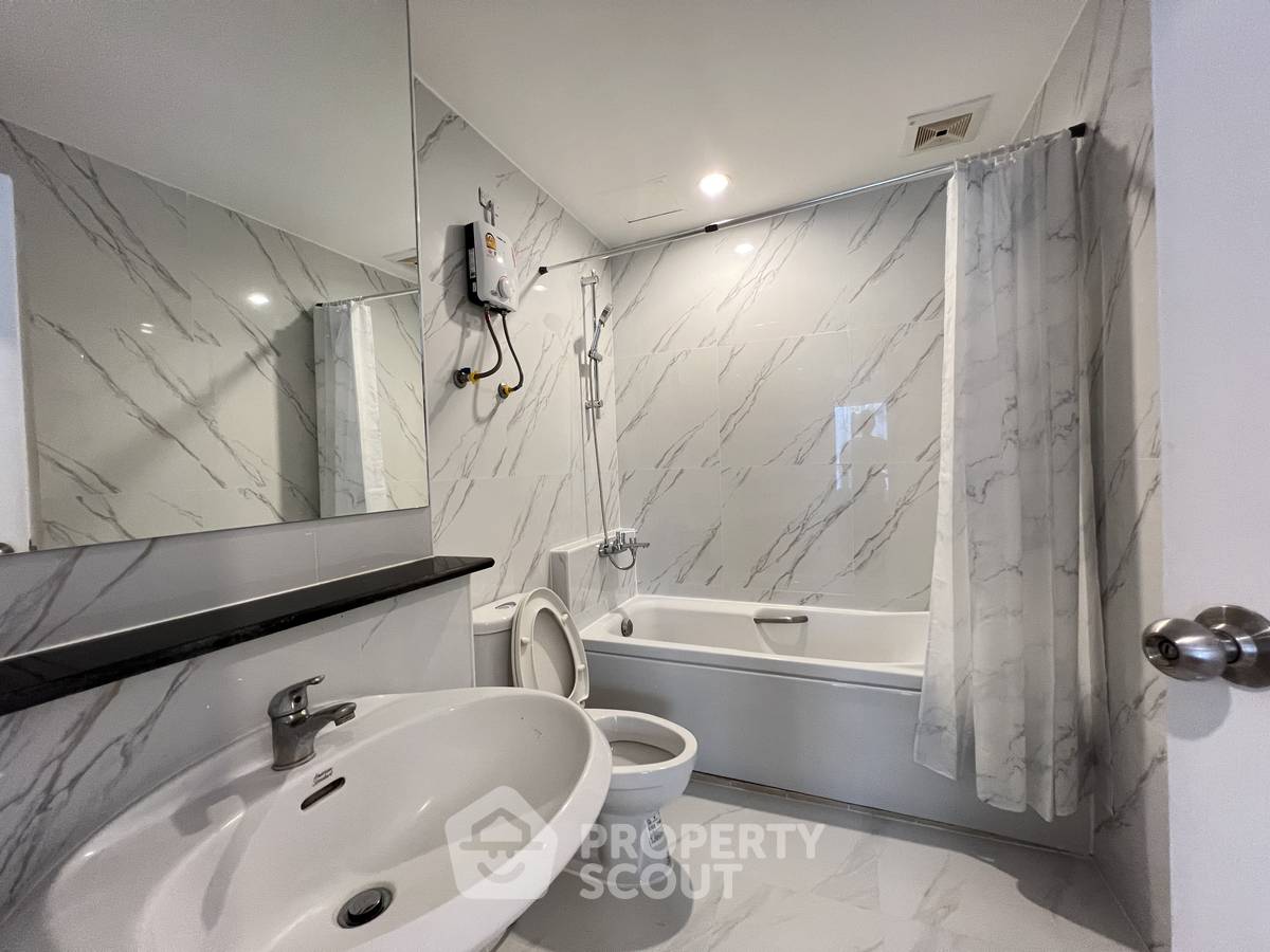 รูป คอนโด 2 ห้องนอน The Waterford Diamond Tower Sukhumvit ชั้น 16 ขนาด 60 ตร.ม. ใกล้ BTS พร้อมพงษ์ (ID 1413007) - รูปที่ 10/19