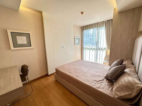 P-52525 (Condo for Rent Near BTS Phrom Phong) Via Botani, 1Bedroom 1Bathroom, 2nd Floor City View Line: @easythaihome 085-592-2897