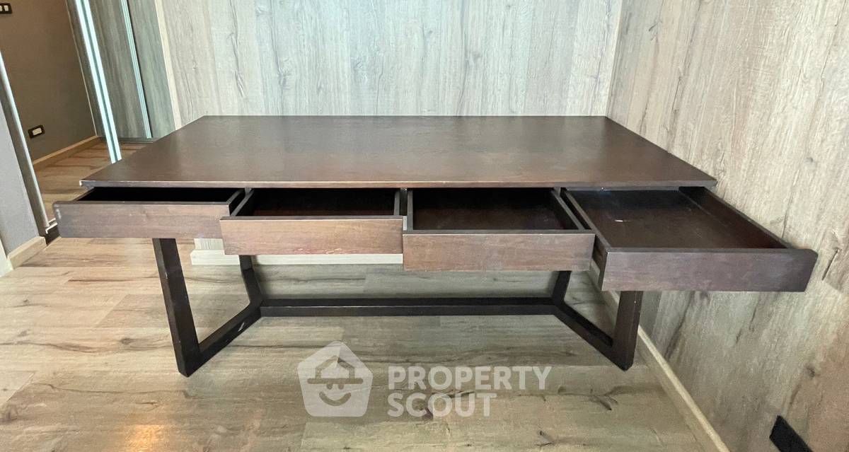 รูป คอนโด 1 ห้องนอน ชั้น 23 Quinn Condo Ratchada 17 ใกล้ MRT สุทธิสาร (ID 3013899) - รูปที่ 2/8