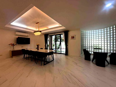 Houses for rent DONKI Mall Thonglor   : LTHC15778 – Luxury Pool Villa for Rent Phra Khanong | Private Pool & Large Garden | 300,000 THB