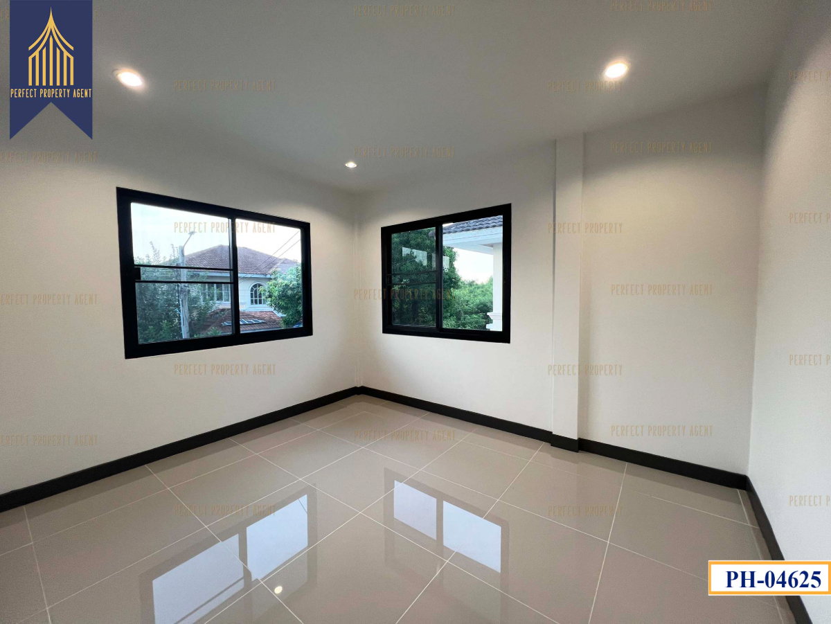 รูป ขายบ้านเดี่ยว ชัยพฤกษ์ 1 คุ้มเกล้า สุวินทวงศ์ ลาดกระบัง รีโนเวทใหม่พร้อมอยู่ แถมแอร์ เฟอร์นิเจอร์ครบครัน  - รูปที่ 20/37