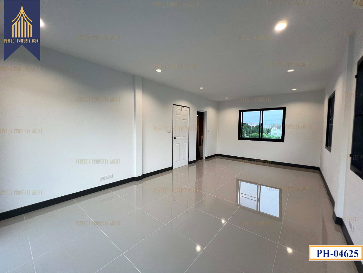 รูป ขายบ้านเดี่ยว ชัยพฤกษ์ 1 คุ้มเกล้า สุวินทวงศ์ ลาดกระบัง รีโนเวทใหม่พร้อมอยู่ แถมแอร์ เฟอร์นิเจอร์ครบครัน  - รูปที่ 26/37