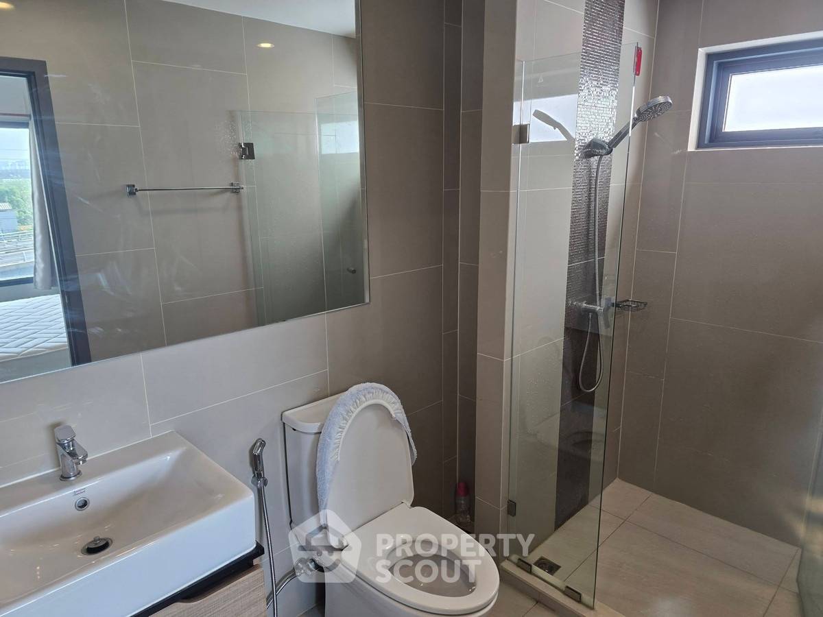 รูป คอนโด 2 ห้องนอน 70 ตร.ม. ให้เช่า โครงการ Ideo Thaphra Interchange ใกล้ MRT ท่าพระ 200 ม. (ID 2885019) - รูปที่ 4/5