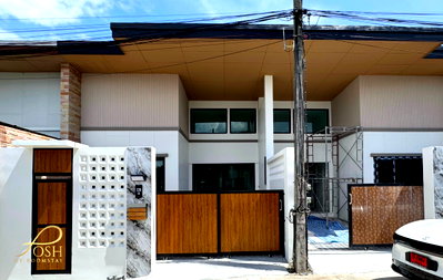 ขายบ้านแฝด : นอติก้า วิลล่า Nautica Villa (บายพาส) บ้านรีโนเวทใหม่สไตล์ Modern Villa เพดาน Double Volume ใกล้ IKEA เพียง 250 ม. แนะนำสำหรับอยู่อาศัยและลงทุน