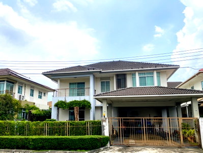 บ้านเดี่ยว ถนนรามอินทรา : ขายด่วน เศรษฐสิริ วงแหวน-รามอินทรา แปลงใหญ่ 95.6 ตร.ว. ทำเลถนนเมน หน้าบ้านเปิดโล่งไม่ชนใคร!