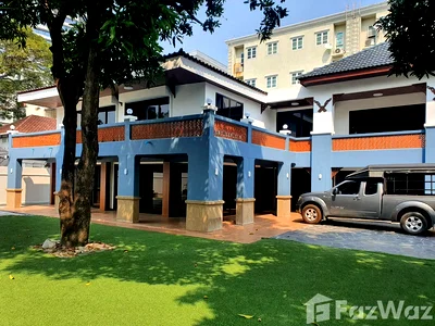 เช่าบ้านเดี่ยว วัน แบงค็อก   : บ้านเดี่ยวให้เช่า 6 ห้องนอน ใน ทุ่งมหาเมฆ, กรุงเทพมหานคร 6487290