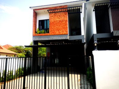 บ้านเดี่ยว ม.พายัพวิทยาเขตแก้วนวรัฐ :  บ้านเดี่ยว 2 ชั้น บ้านทำเลดี ใกล้เมือง  #C4MG100536 