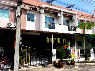 Shophouses for sale Muang Samut Sakhon Samut Sakhon : FOR SALE  COMMERCIAL BUILDING PROPERTY  1763000 BAHT.