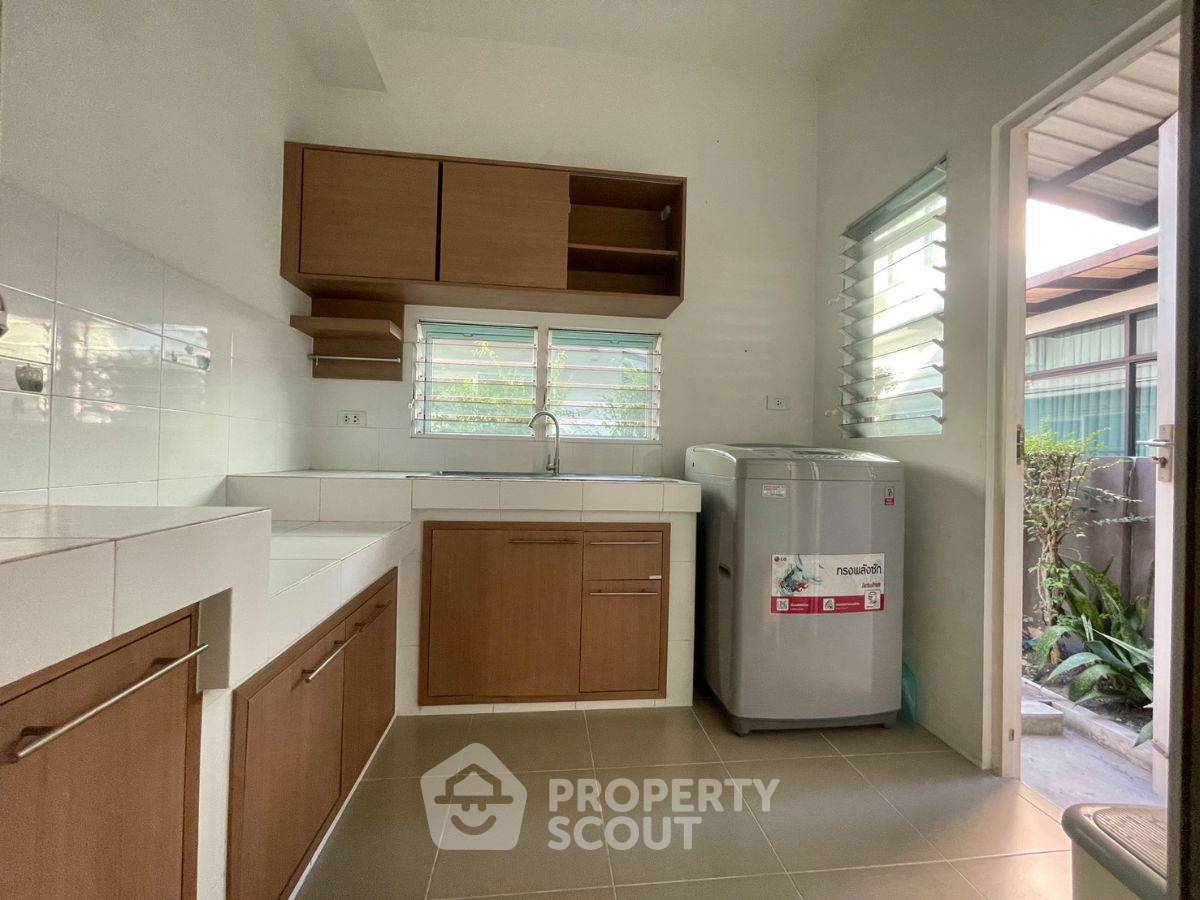 รูป บ้าน 3 ห้องนอน ขาย ใน มันตนา กาละปพฤกษ์-วงแหวน ย่านหลักสอง (ID 2651689) - รูปที่ 9/21
