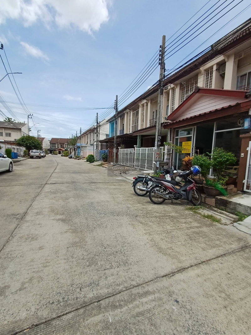 Townhouses for sale : For Sale Townhouse/Townhome  , Thanapirom Phetkasem 69 , Nong Khaem , Nong Khaem , Bangkok , CX-161137 ✅ Live chat with us ADD LINE @connexproperty ✅