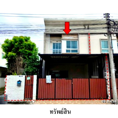 Townhouses for sale : FOR SALE  TOWNHOUSE PROPERTY  2851000 BAHT.