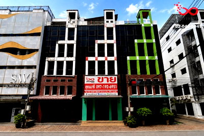 โฮมออฟฟิศ วิทยาลัยศิลปหัตถกรรมกรุงเทพ : ขายอาคารสำนักงาน - ออฟฟิศ 5 ชั้น ซอยลาดพร้าว 101/3 ใกล้รถไฟฟ้าสายสีเหลือง เพียง 500 เมตร 
