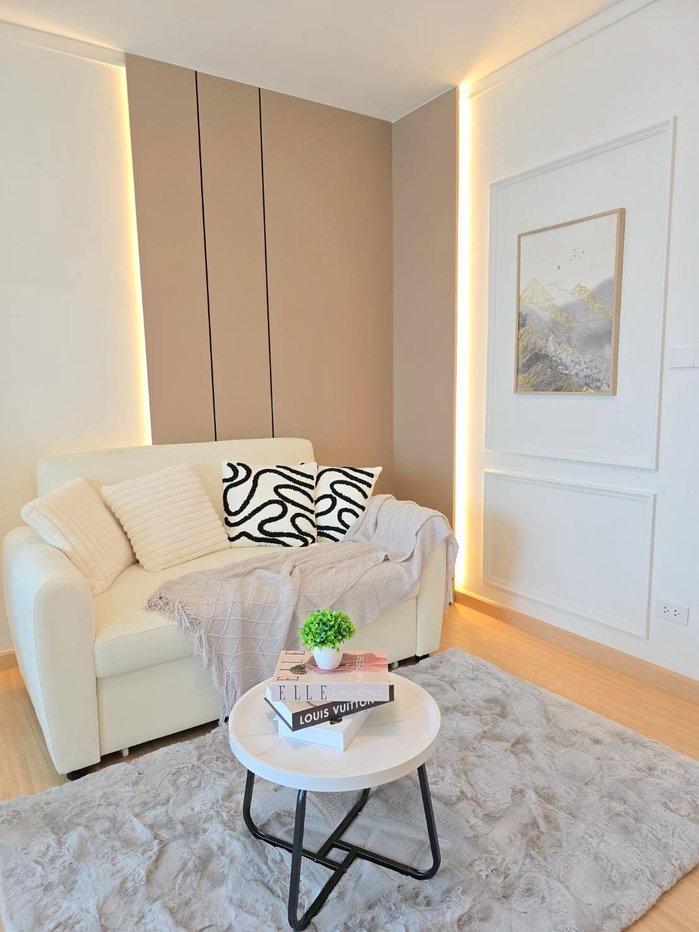 picture Plum condo                  Nawamin - 11/17