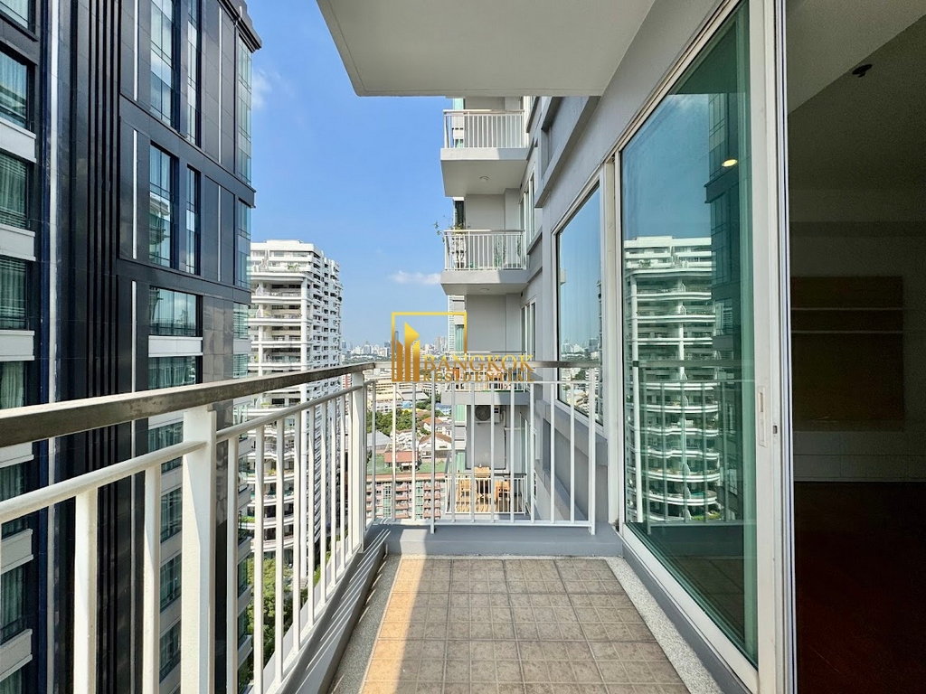 picture Baan Siri 24 | Charming 2 Bed Condo in Phrom Phong Area - BR19442CD - 11/33